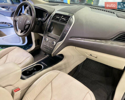 Чорний Лінкольн МКС, об'ємом двигуна 2 л та пробігом 148 тис. км за 16200 $, фото 36 на Automoto.ua