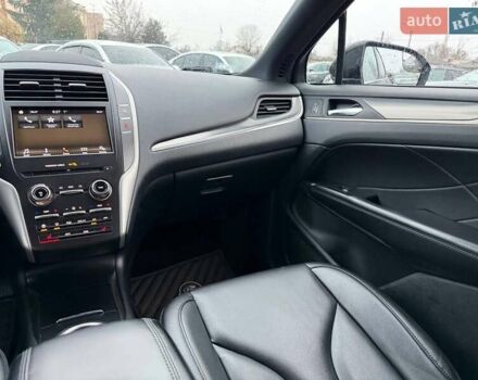 Черный Линкольн МКС, объемом двигателя 2 л и пробегом 161 тыс. км за 17500 $, фото 28 на Automoto.ua