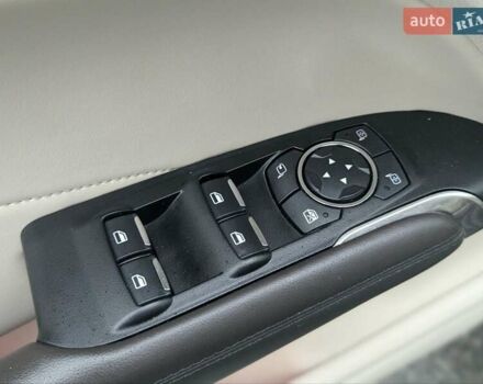 Черный Линкольн МКС, объемом двигателя 2 л и пробегом 86 тыс. км за 20300 $, фото 10 на Automoto.ua