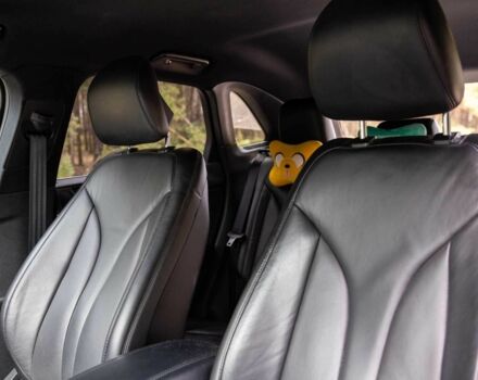 Черный Линкольн МКС, объемом двигателя 2 л и пробегом 34 тыс. км за 23000 $, фото 10 на Automoto.ua