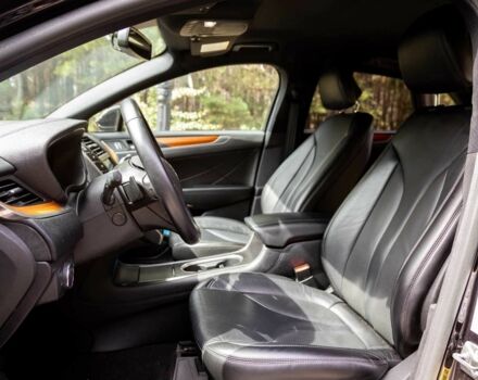 Черный Линкольн МКС, объемом двигателя 2 л и пробегом 34 тыс. км за 23000 $, фото 11 на Automoto.ua