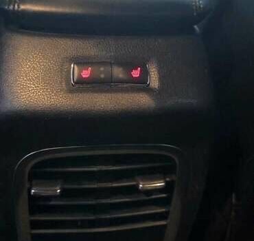 Чорний Лінкольн МКС, об'ємом двигуна 2 л та пробігом 95 тис. км за 20000 $, фото 18 на Automoto.ua