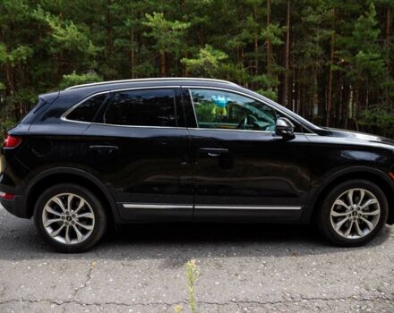 Черный Линкольн МКС, объемом двигателя 2 л и пробегом 34 тыс. км за 23000 $, фото 7 на Automoto.ua