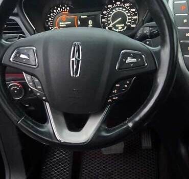 Чорний Лінкольн МКС, об'ємом двигуна 2 л та пробігом 95 тис. км за 20000 $, фото 15 на Automoto.ua