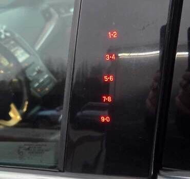 Чорний Лінкольн МКС, об'ємом двигуна 2 л та пробігом 95 тис. км за 20000 $, фото 8 на Automoto.ua