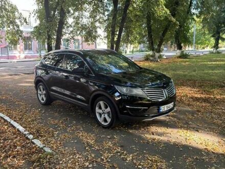 Черный Линкольн МКС, объемом двигателя 2 л и пробегом 210 тыс. км за 15800 $, фото 1 на Automoto.ua