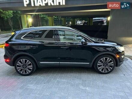 Черный Линкольн МКС, объемом двигателя 0 л и пробегом 169 тыс. км за 13700 $, фото 1 на Automoto.ua