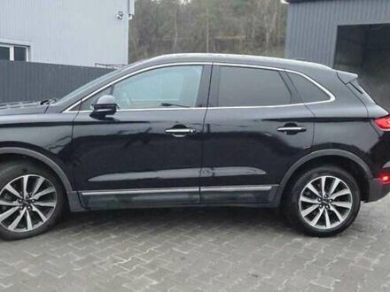 Черный Линкольн МКС, объемом двигателя 2 л и пробегом 95 тыс. км за 20000 $, фото 1 на Automoto.ua