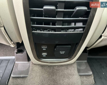 Фиолетовый Линкольн МКС, объемом двигателя 2 л и пробегом 86 тыс. км за 18250 $, фото 6 на Automoto.ua