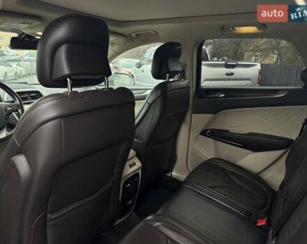 Коричневый Линкольн МКС, объемом двигателя 0 л и пробегом 150 тыс. км за 9900 $, фото 3 на Automoto.ua