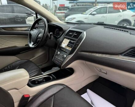 Коричневый Линкольн МКС, объемом двигателя 0 л и пробегом 150 тыс. км за 9900 $, фото 14 на Automoto.ua