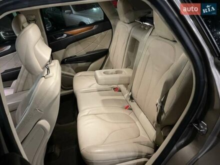 Коричневый Линкольн МКС, объемом двигателя 2 л и пробегом 154 тыс. км за 17400 $, фото 1 на Automoto.ua