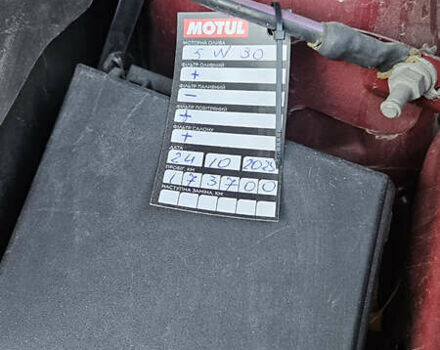 Красный Линкольн МКС, объемом двигателя 2 л и пробегом 175 тыс. км за 15700 $, фото 13 на Automoto.ua