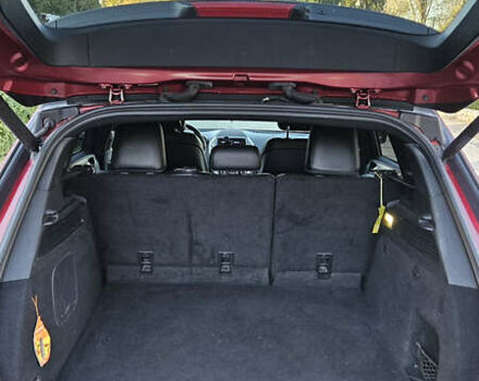 Красный Линкольн МКС, объемом двигателя 2 л и пробегом 175 тыс. км за 15700 $, фото 6 на Automoto.ua