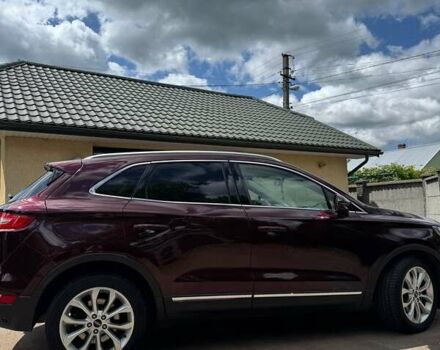 Червоний Лінкольн МКС, об'ємом двигуна 2 л та пробігом 81 тис. км за 17000 $, фото 4 на Automoto.ua