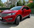 Красный Линкольн МКС, объемом двигателя 2 л и пробегом 13 тыс. км за 18200 $, фото 1 на Automoto.ua