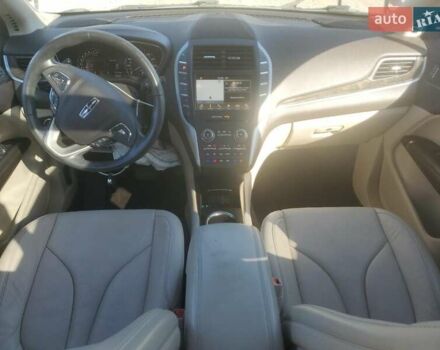 Червоний Лінкольн МКС, об'ємом двигуна 0 л та пробігом 85 тис. км за 2900 $, фото 7 на Automoto.ua