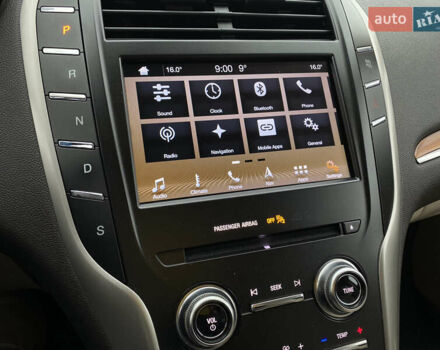 Красный Линкольн МКС, объемом двигателя 2 л и пробегом 51 тыс. км за 17490 $, фото 36 на Automoto.ua