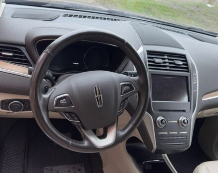 Червоний Лінкольн МКС, об'ємом двигуна 2 л та пробігом 115 тис. км за 21000 $, фото 11 на Automoto.ua