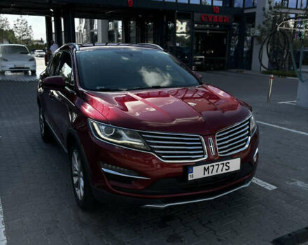 Червоний Лінкольн МКС, об'ємом двигуна 2 л та пробігом 230 тис. км за 10000 $, фото 1 на Automoto.ua