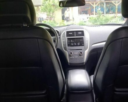 Линкольн МКС 2015 в Киеве на Automoto.ua Красный Линкольн МКС, объемом двигателя 2 л и пробегом 160 тыс. км за 13500 $, фото 1 на Automoto.ua