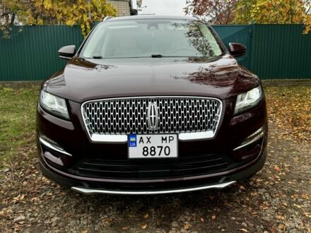 Красный Линкольн МКС, объемом двигателя 2 л и пробегом 115 тыс. км за 21000 $, фото 1 на Automoto.ua