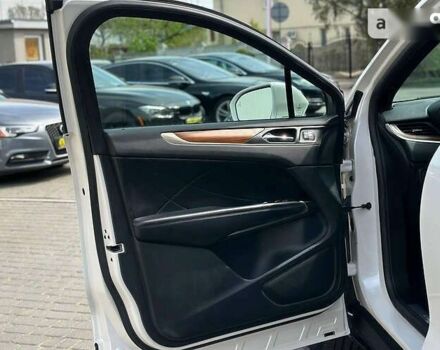 Лінкольн МКС, об'ємом двигуна 2 л та пробігом 44 тис. км за 25500 $, фото 8 на Automoto.ua