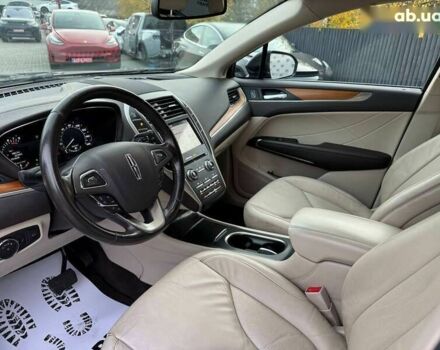 Линкольн МКС, объемом двигателя 2 л и пробегом 151 тыс. км за 9500 $, фото 4 на Automoto.ua