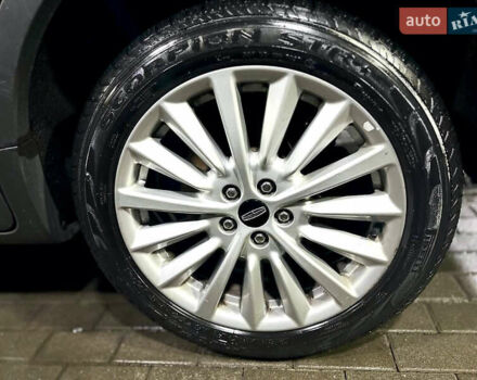 Лінкольн МКС, об'ємом двигуна 2 л та пробігом 96 тис. км за 18200 $, фото 10 на Automoto.ua