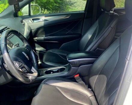 Лінкольн МКС, об'ємом двигуна 2 л та пробігом 215 тис. км за 13200 $, фото 1 на Automoto.ua