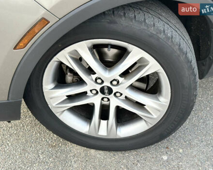 Жовтий Лінкольн МКС, об'ємом двигуна 2 л та пробігом 176 тис. км за 14990 $, фото 4 на Automoto.ua