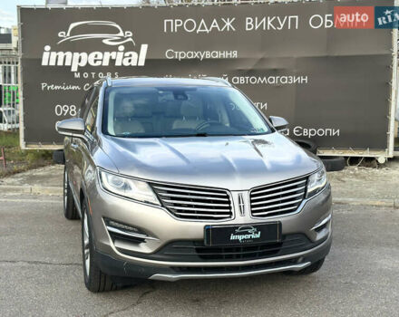 Жовтий Лінкольн МКС, об'ємом двигуна 2 л та пробігом 176 тис. км за 14990 $, фото 1 на Automoto.ua