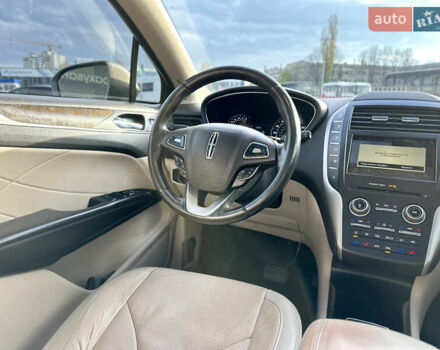 Жовтий Лінкольн МКС, об'ємом двигуна 2 л та пробігом 176 тис. км за 14990 $, фото 12 на Automoto.ua