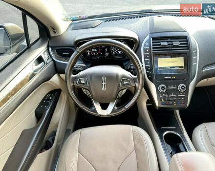Жовтий Лінкольн МКС, об'ємом двигуна 2 л та пробігом 176 тис. км за 14990 $, фото 11 на Automoto.ua