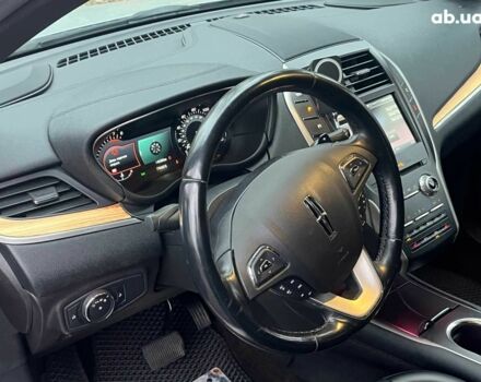 Серый Линкольн МКС, объемом двигателя 2 л и пробегом 146 тыс. км за 13740 $, фото 25 на Automoto.ua