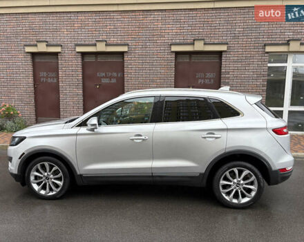 Серый Линкольн МКС, объемом двигателя 2 л и пробегом 146 тыс. км за 13000 $, фото 6 на Automoto.ua