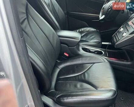 Серый Линкольн МКС, объемом двигателя 2 л и пробегом 146 тыс. км за 13740 $, фото 17 на Automoto.ua