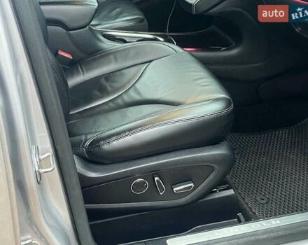 Серый Линкольн МКС, объемом двигателя 2 л и пробегом 146 тыс. км за 13740 $, фото 15 на Automoto.ua