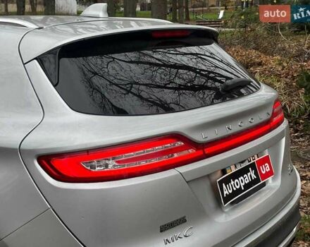 Серый Линкольн МКС, объемом двигателя 2 л и пробегом 146 тыс. км за 13740 $, фото 8 на Automoto.ua