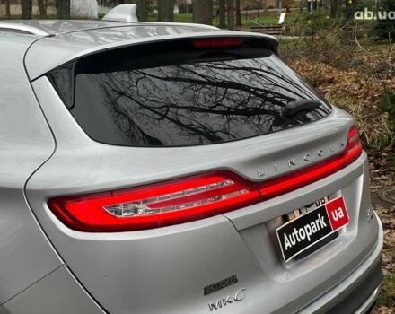 Серый Линкольн МКС, объемом двигателя 2 л и пробегом 146 тыс. км за 13740 $, фото 9 на Automoto.ua