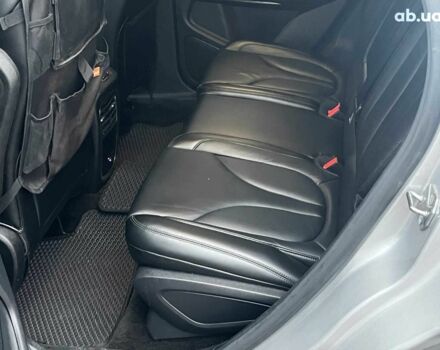 Серый Линкольн МКС, объемом двигателя 2 л и пробегом 146 тыс. км за 13740 $, фото 21 на Automoto.ua