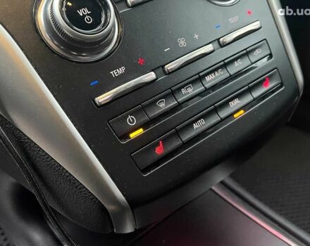 Серый Линкольн МКС, объемом двигателя 2 л и пробегом 146 тыс. км за 13740 $, фото 29 на Automoto.ua