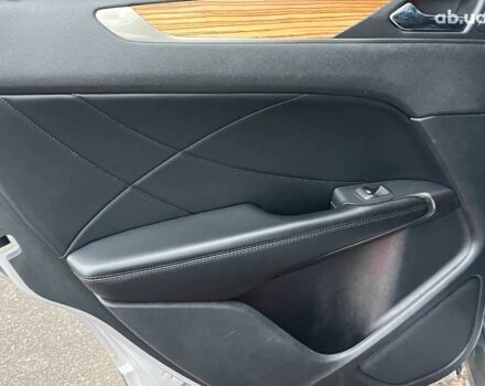 Серый Линкольн МКС, объемом двигателя 2 л и пробегом 146 тыс. км за 13740 $, фото 22 на Automoto.ua