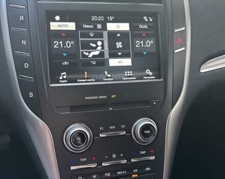 Серый Линкольн МКС, объемом двигателя 2 л и пробегом 116 тыс. км за 13950 $, фото 9 на Automoto.ua