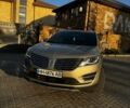 Сірий Лінкольн МКС, об'ємом двигуна 2 л та пробігом 175 тис. км за 12800 $, фото 1 на Automoto.ua