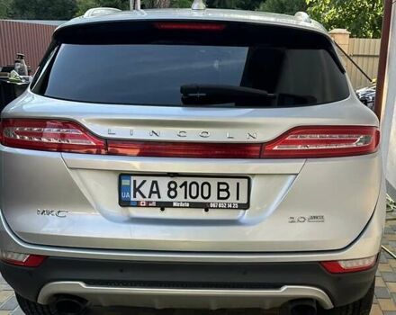 Серый Линкольн МКС, объемом двигателя 2 л и пробегом 116 тыс. км за 13950 $, фото 2 на Automoto.ua