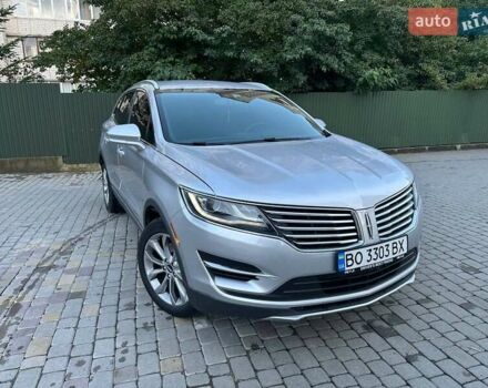 Серый Линкольн МКС, объемом двигателя 2 л и пробегом 167 тыс. км за 11500 $, фото 2 на Automoto.ua
