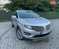 Серый Линкольн МКС, объемом двигателя 2 л и пробегом 167 тыс. км за 11500 $, фото 2 на Automoto.ua
