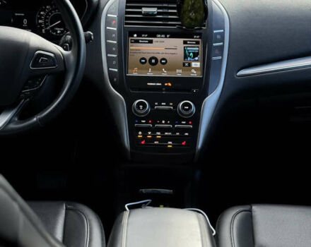 Сірий Лінкольн МКС, об'ємом двигуна 2 л та пробігом 113 тис. км за 12800 $, фото 10 на Automoto.ua