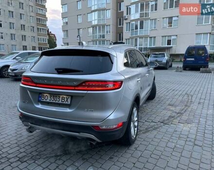 Серый Линкольн МКС, объемом двигателя 2 л и пробегом 167 тыс. км за 11500 $, фото 4 на Automoto.ua